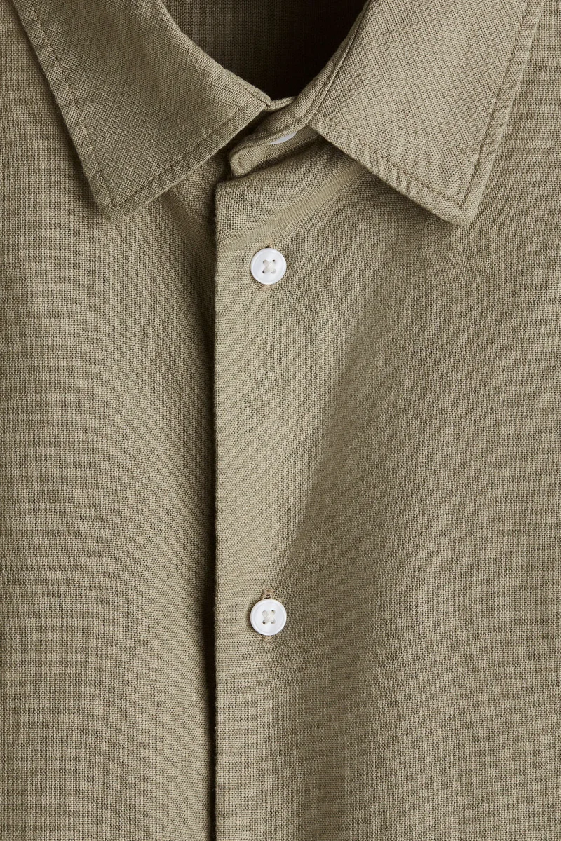 H&M Loose Fit Short-sleeved linen-blend shirt