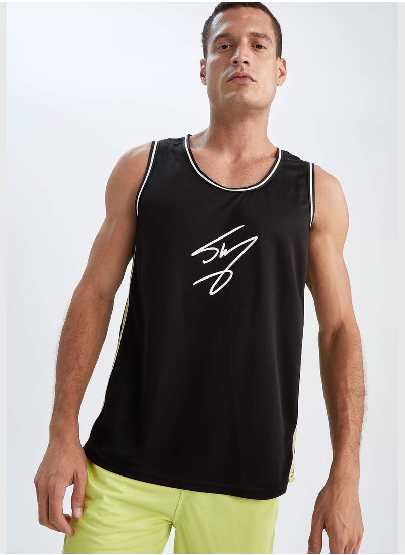DeFacto Man Fit Shaquille O'Neal Licenced T-Shirt  - Image 5