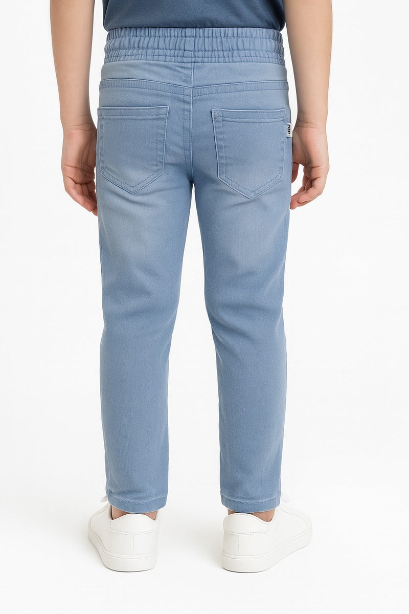 أزياء M & H بنطال جينز أزرق فاتح بتفاصيل للأطفال - Image 2