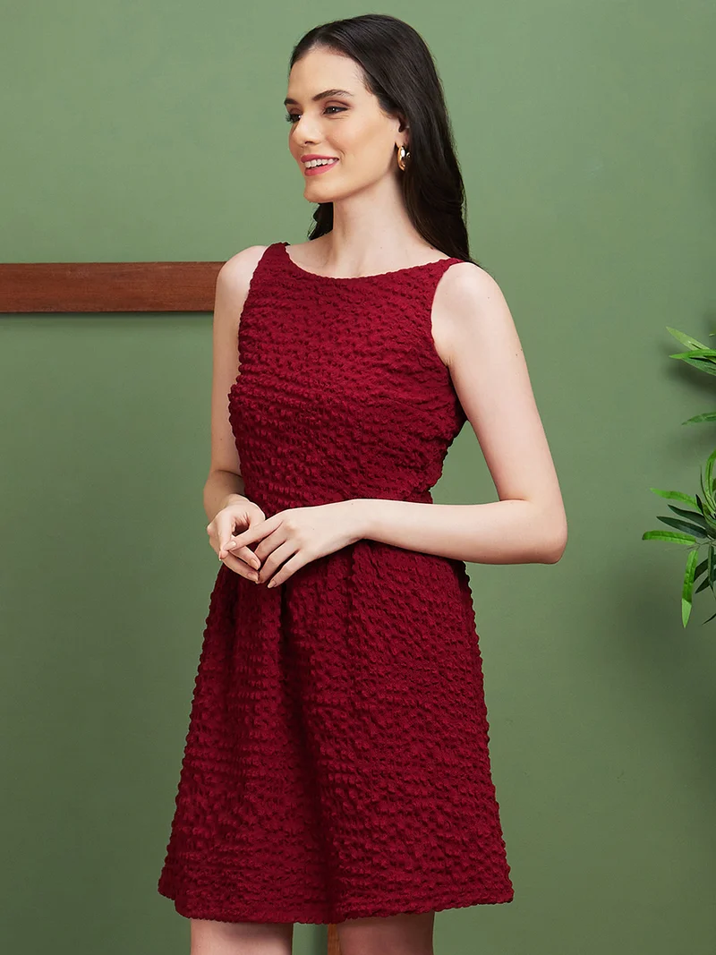 globus Women Self Design Boat Neck Sheath Dress With Stylised Back