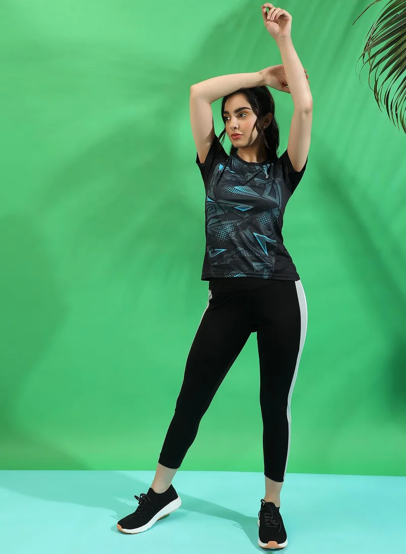Campus Sutra Campus Sutra Women's Black Abstract Print Activewear T-Shirt