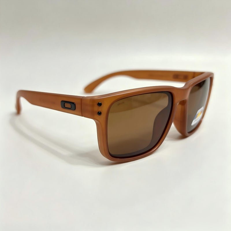 Oakley Classic Men's Sport Polarized Sunglasses Brown Frame with Tea Lenses, UV400 Protection, Driving Cycling Shades - Image 3