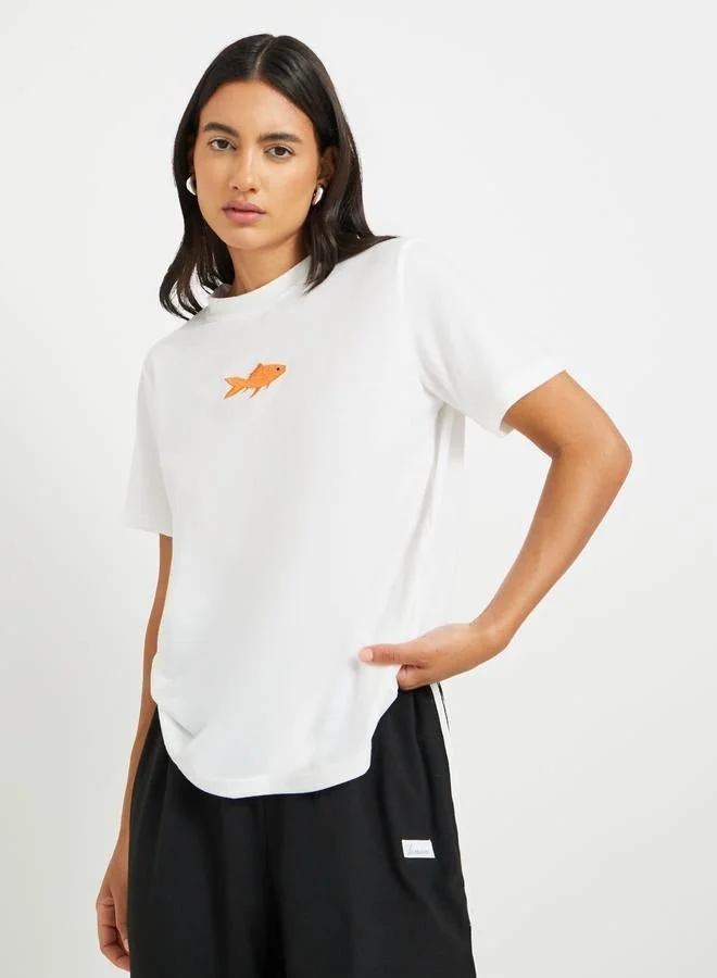 Take Two Take Two Embroidered Round Neck T-Shirt