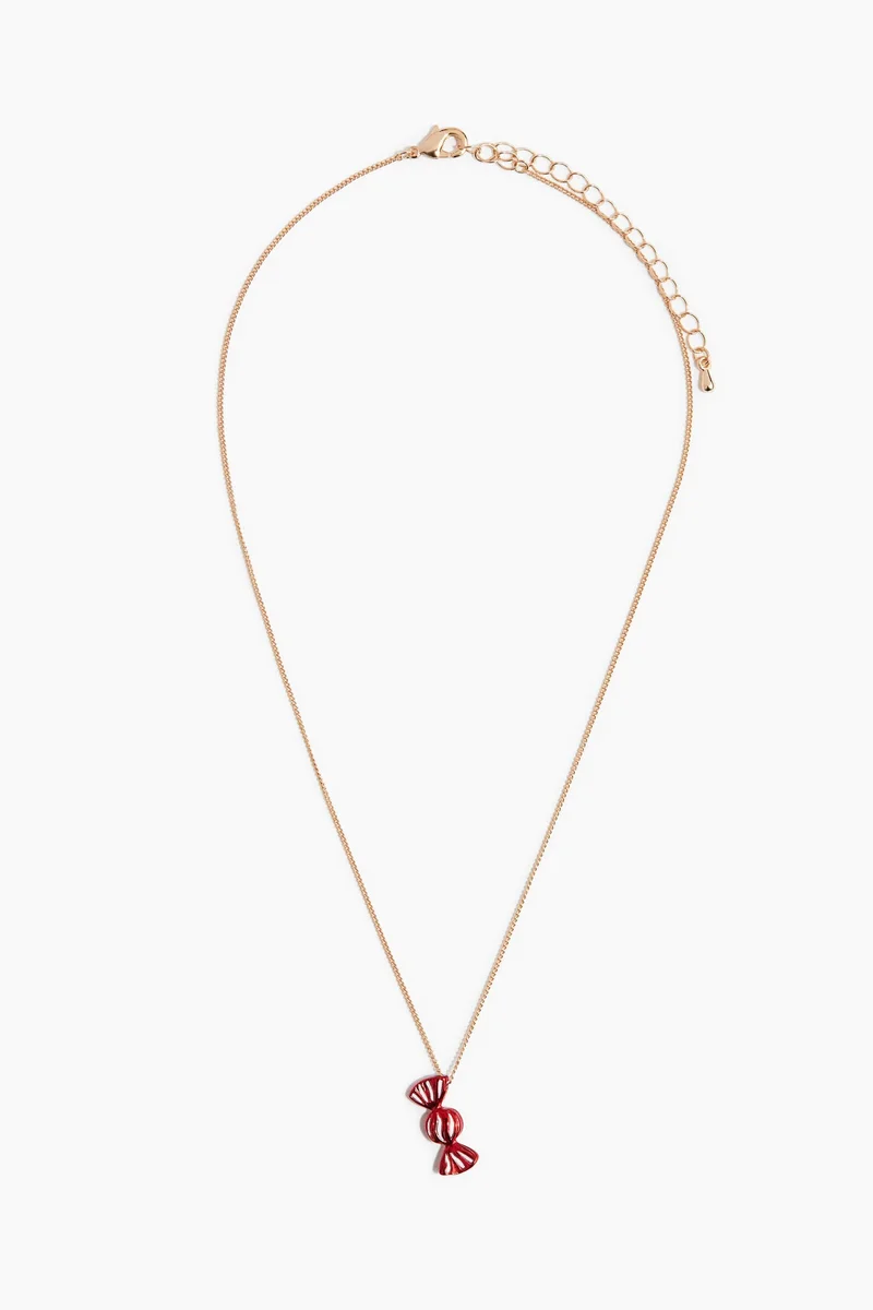 اتش اند ام قلادة مزينة بحلية على شكل حلوى