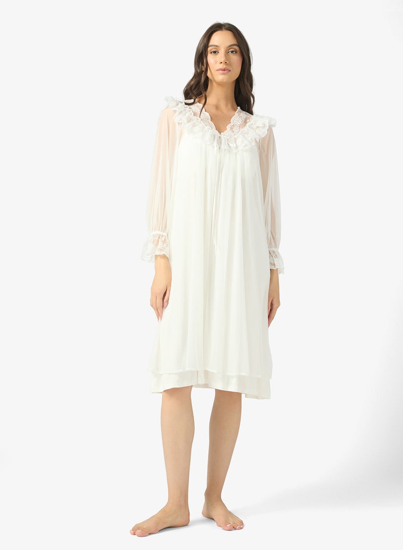 خزانة فستان نوم حريري مع روب شفاف - Image 1