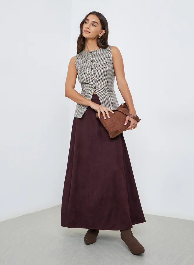 ستايلي سترة كاروهات بدون أكمام