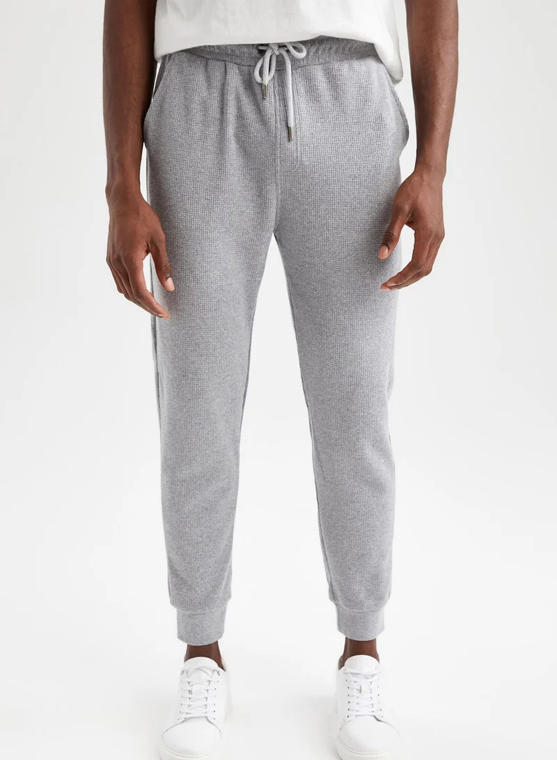 DeFacto Drawstring Cuffed Sweatpants