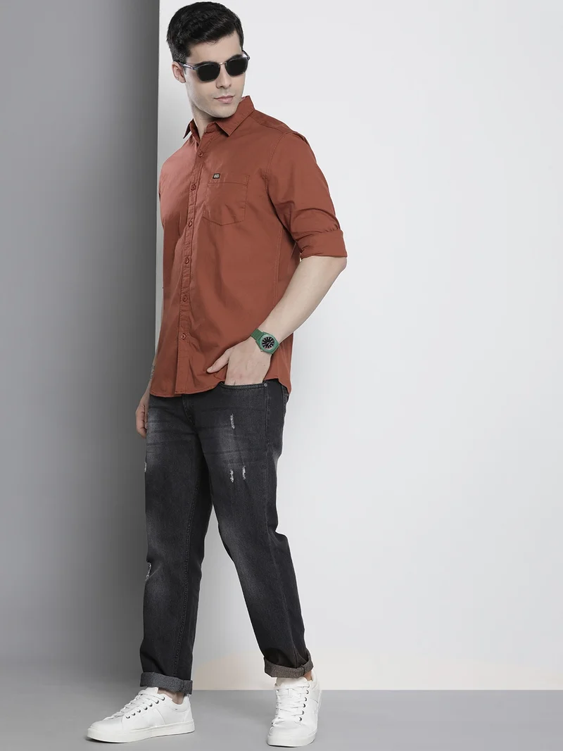The Indian Garage Co Men Slim Fit Solid Full Sleeves Spread Collar Casual Shirt