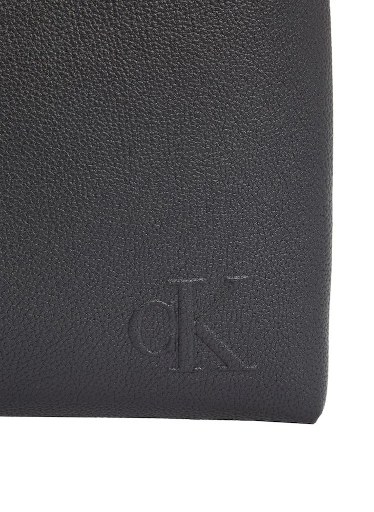 Calvin Klein Jeans Sculpted Impression Bifold Wallet