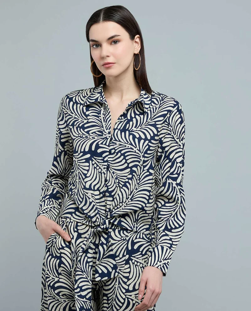 R&B Patterned Shirt with Classic Collar and Long Sleeves