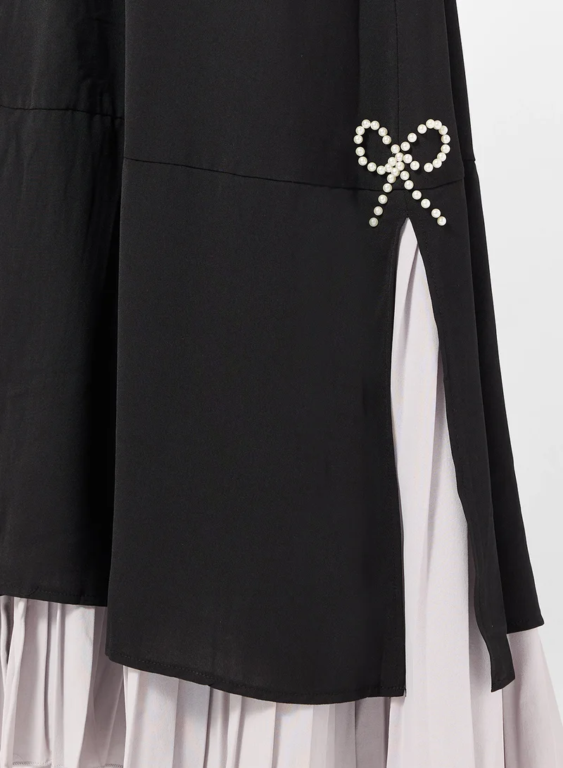 Khizana  Abaya With Pleated Hem for Women | Best Price UAE