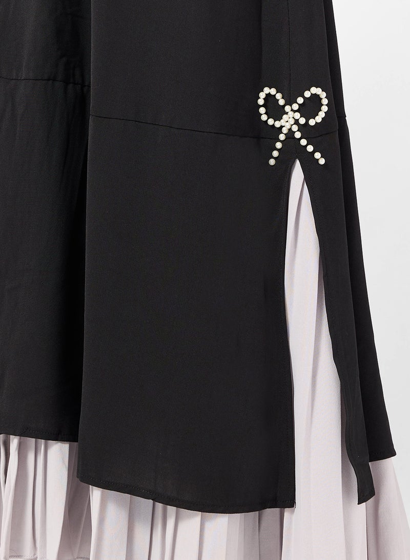 Khizana Abaya With Pleated Hem - Image 3