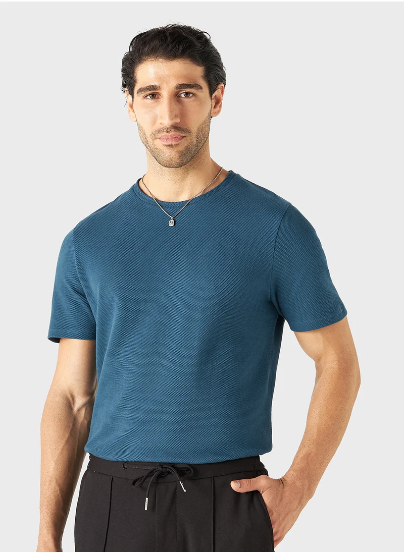 ايكونيك Iconic Textured T-shirt with Crew Neck and Short S