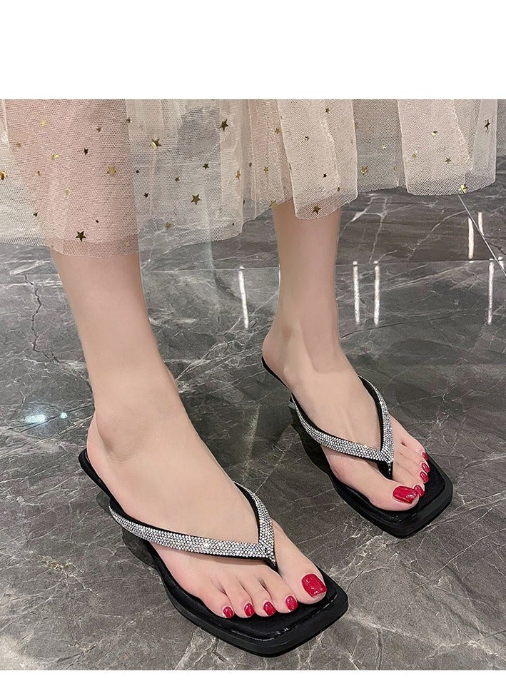 شبشب كعب عالي مزين بالخرز - Image 3