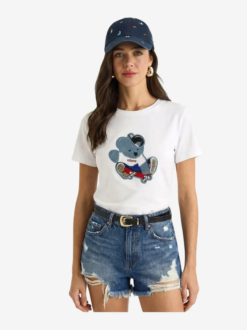 LUCCI Embroidered Crew Neck T-Shirt