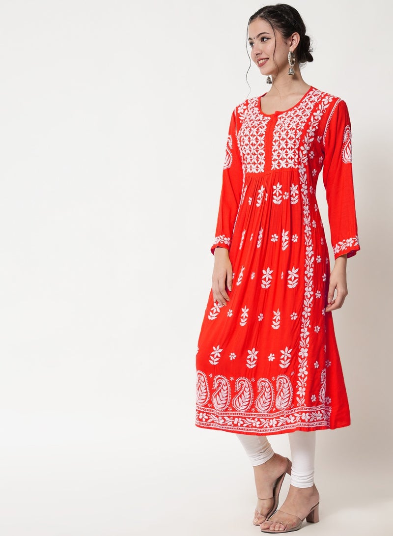 Alaya Women Hand Embroidered Chikankari Cotton Kurta-AL3549 - Image 2