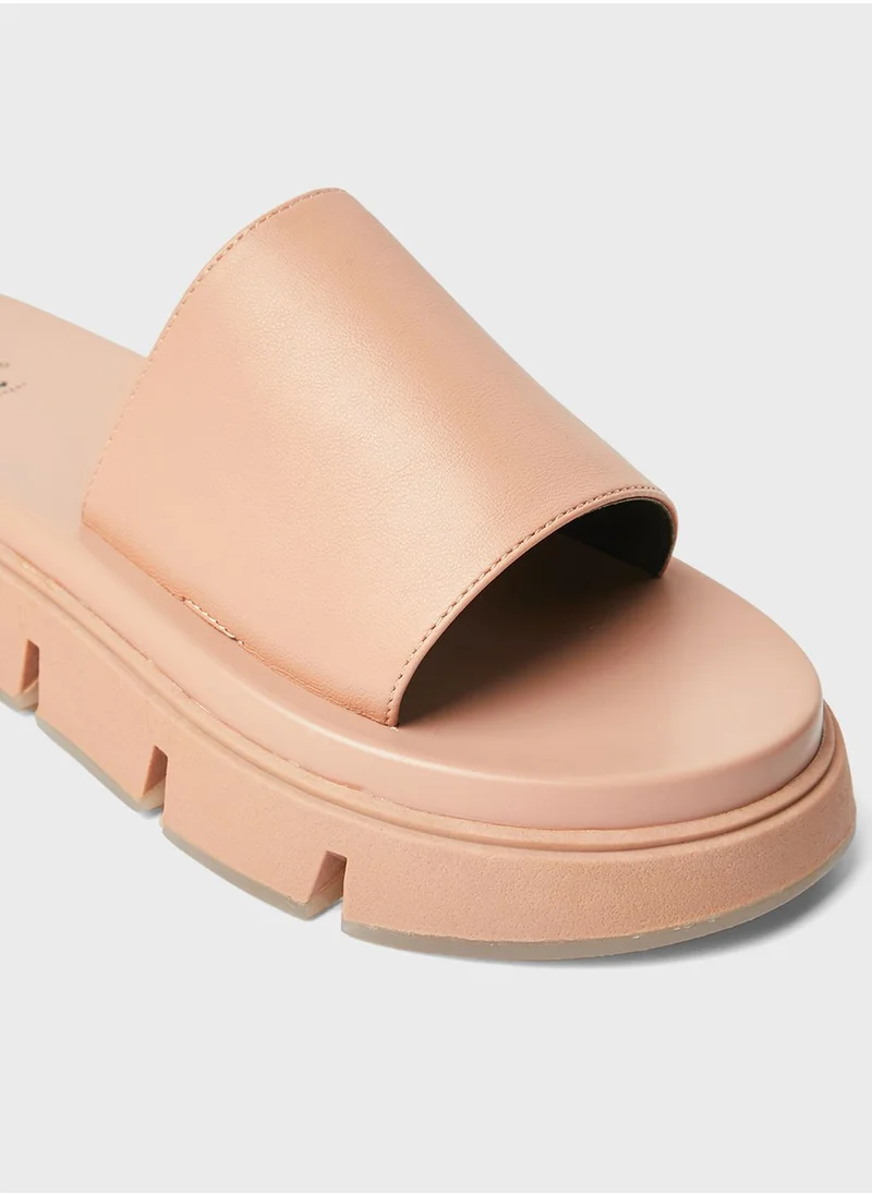 CALL IT SPRING Elama Chunky Flat Sandals