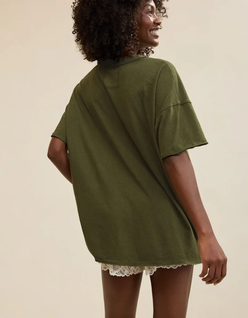 Aerie  Aerie Oversized Crew Boyfriend T-Shirt for Women | Best Price UAE