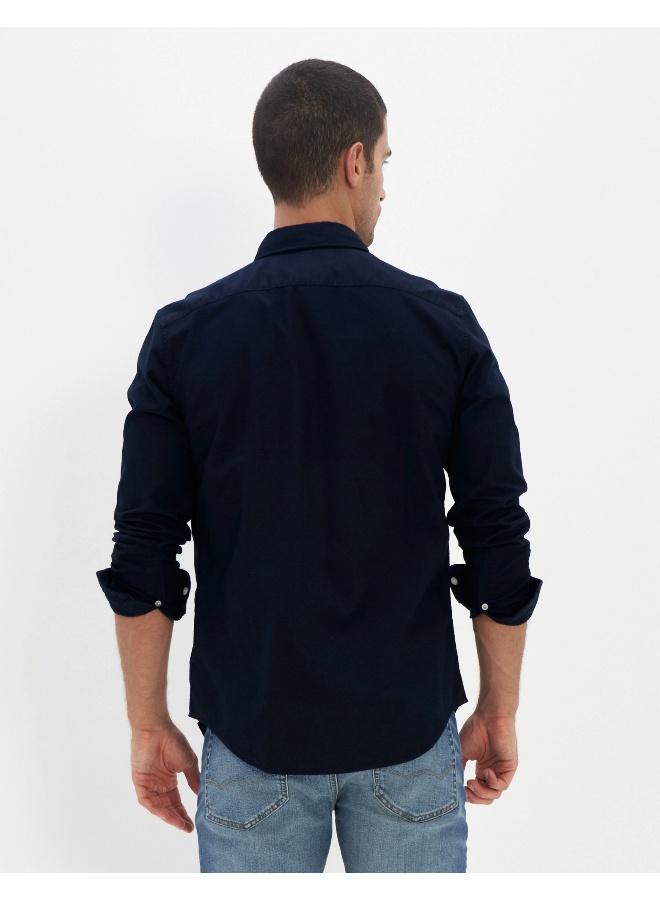 American Eagle قميص أكسفورد مرن بقصة ضيقة من AE - Image 4