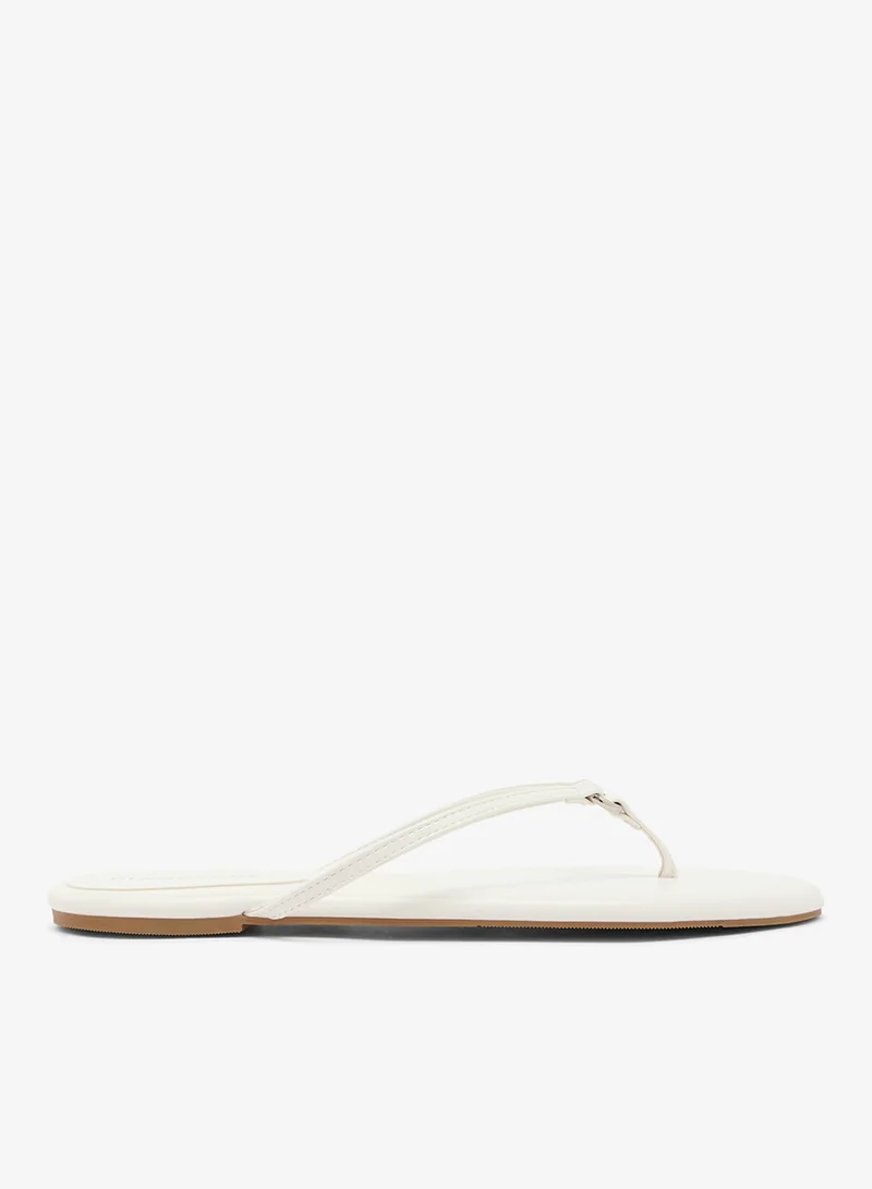 GLAMOROUS Ring Detail PU Flip Flops
