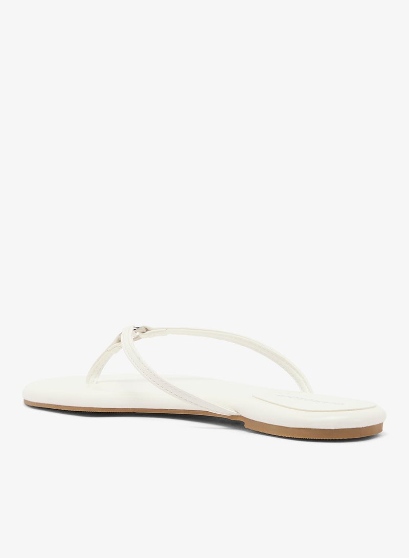 GLAMOROUS Ring Detail PU Flip Flops - Image 4