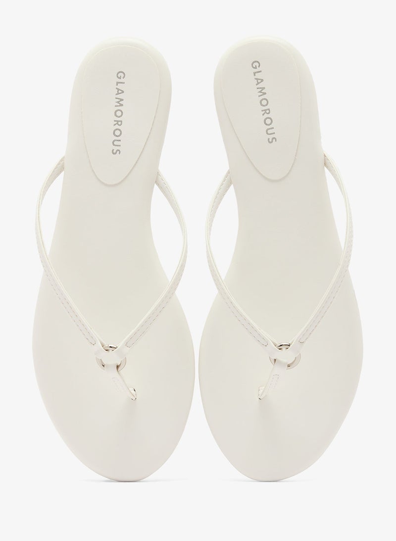 GLAMOROUS Ring Detail PU Flip Flops - Image 5