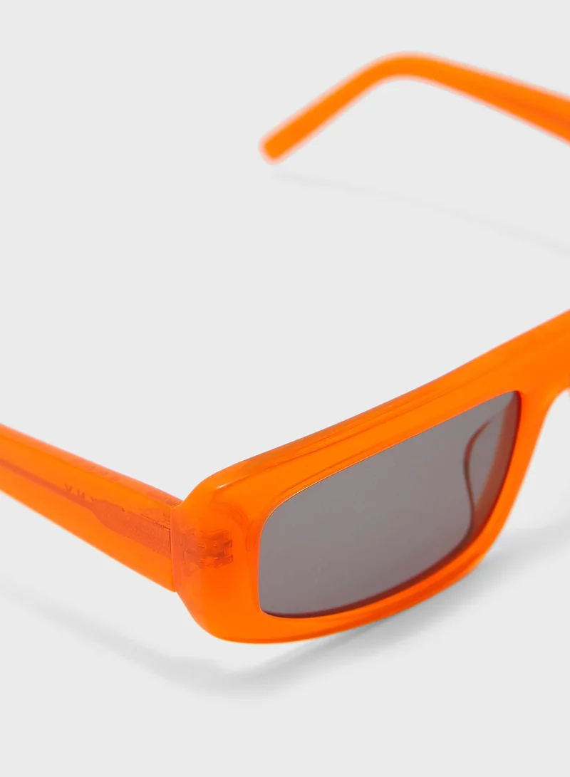 DKNY Dk518S Casual Sunglasses