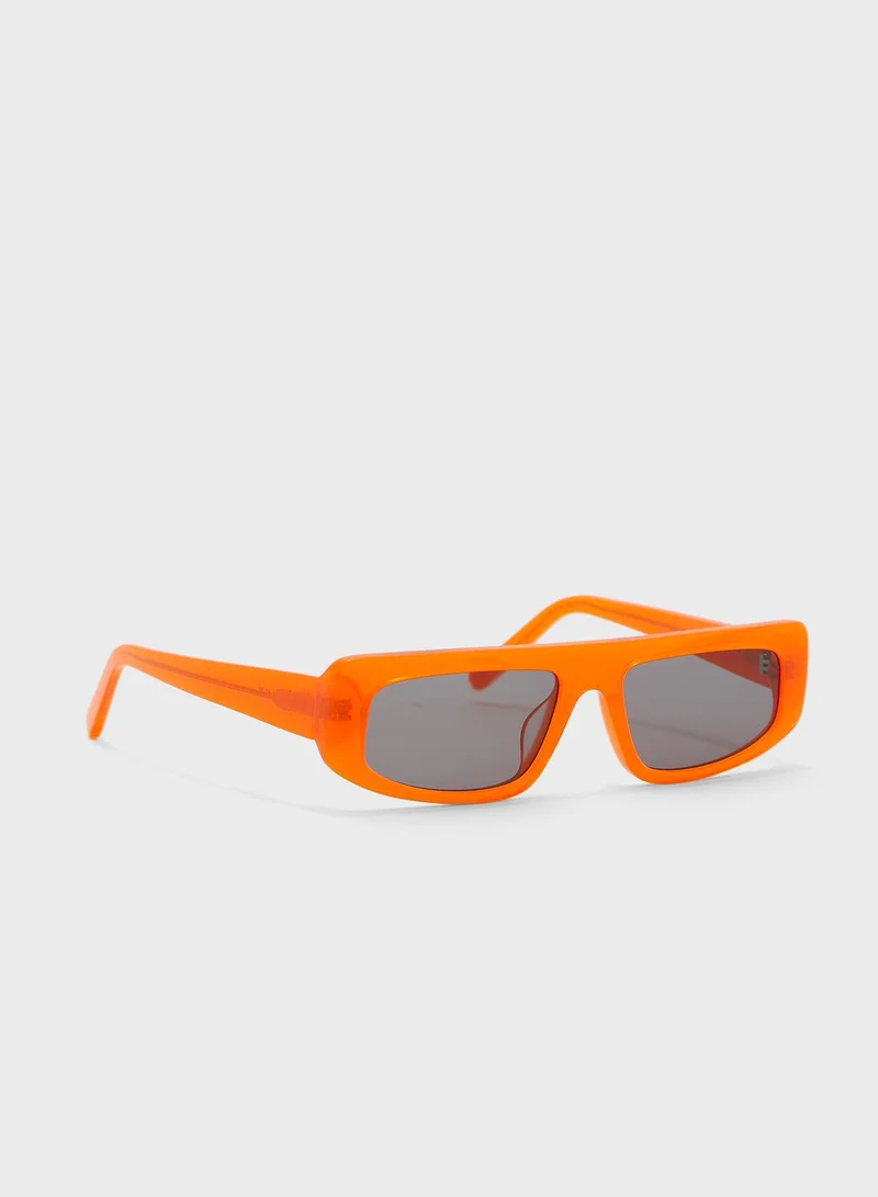 DKNY Dk518S Casual Sunglasses