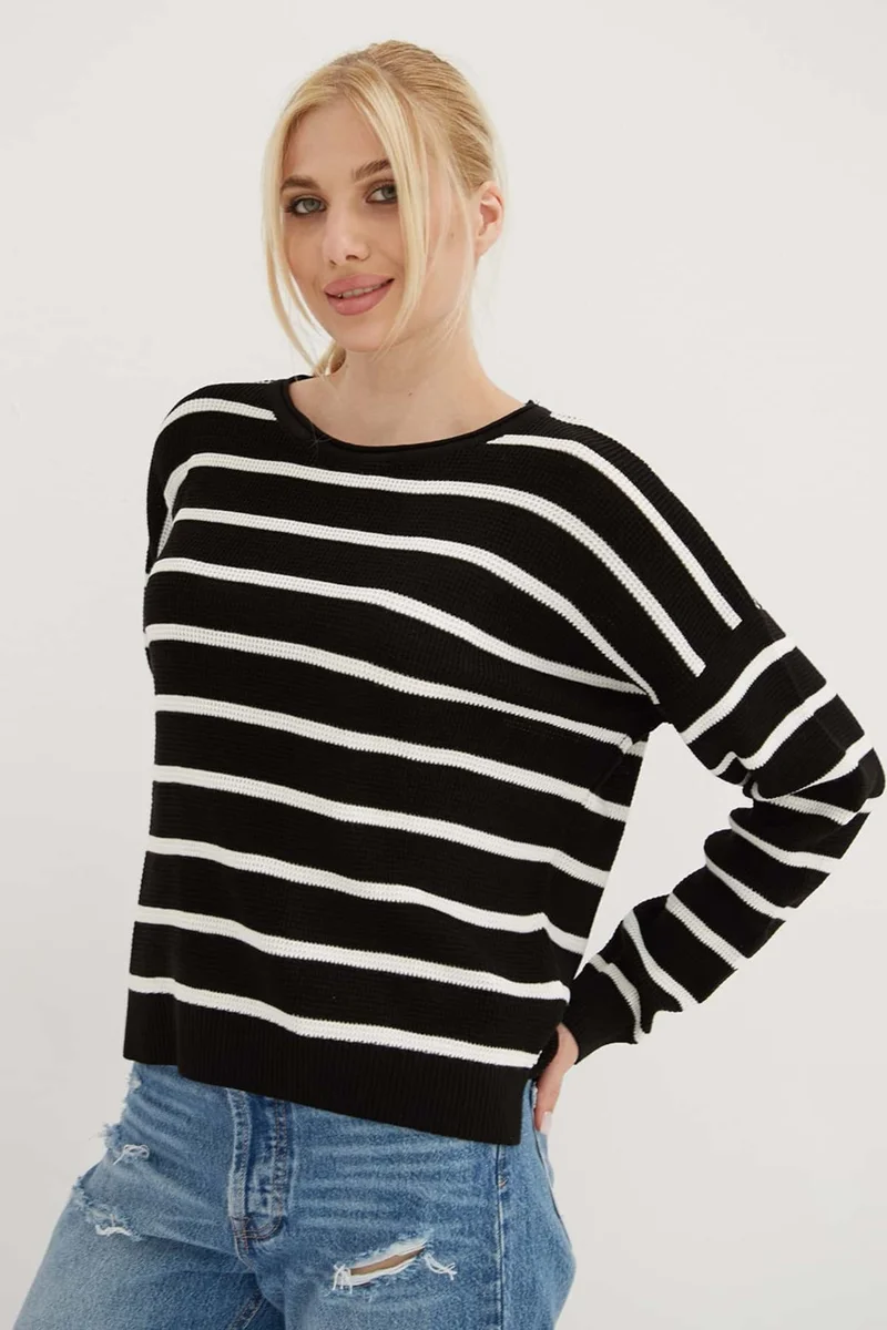 Fashion Friends Regular Fit Crew Neck Striped Knitwear Sweater Women's Sweater 24K0477K1