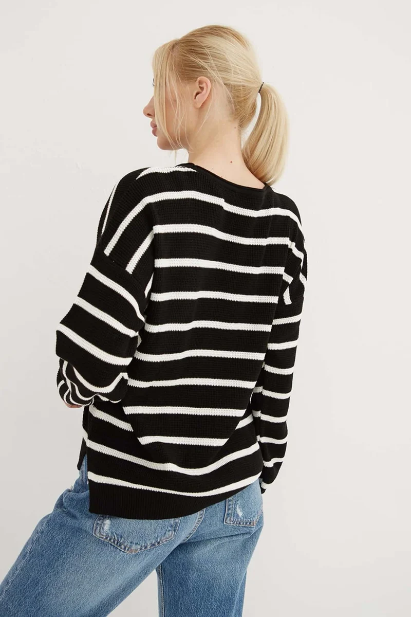 Fashion Friends Regular Fit Crew Neck Striped Knitwear Sweater Women's Sweater 24K0477K1