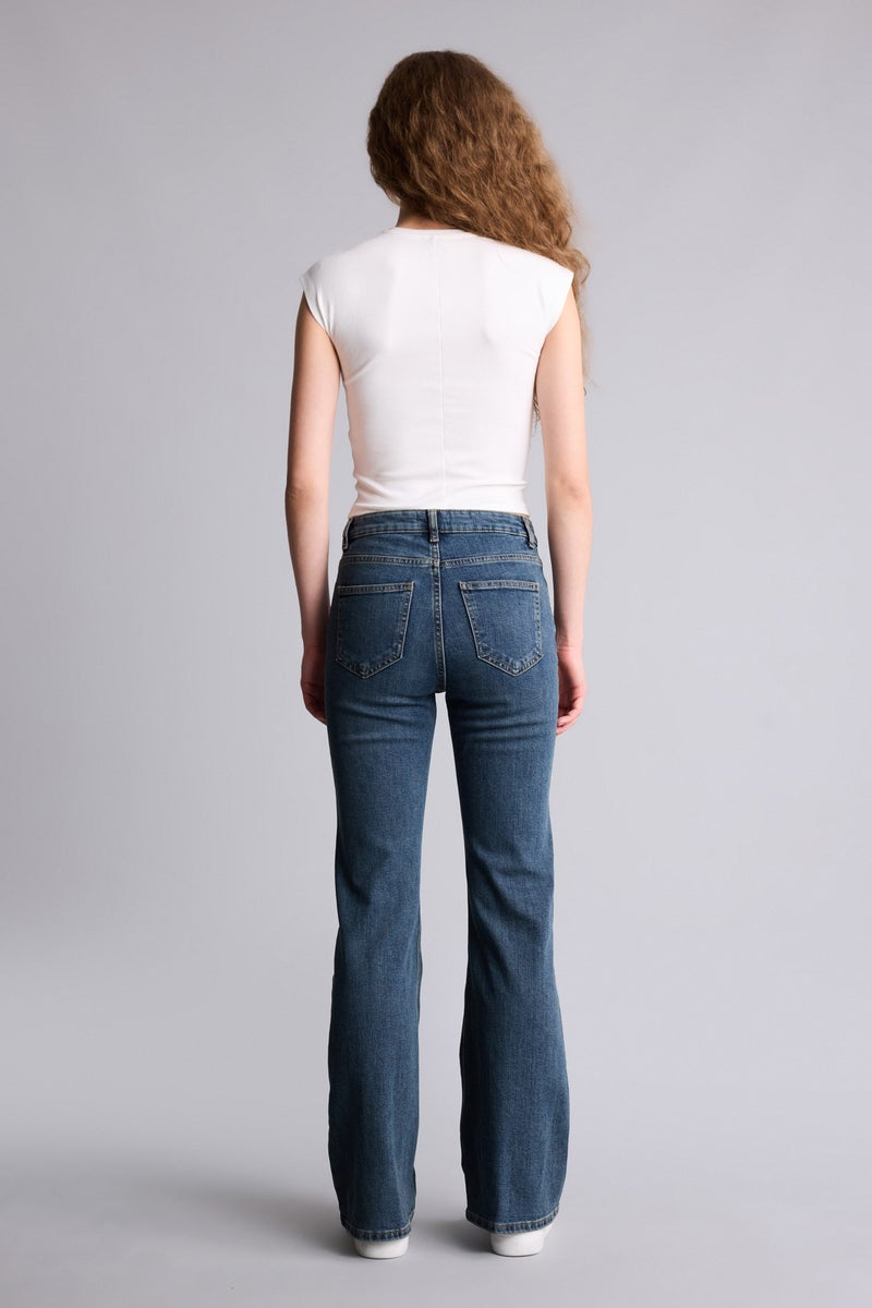 ديفاكتو بنطلون جينز ميا برجل واسع شارلستون وخصر عادي - Image 5