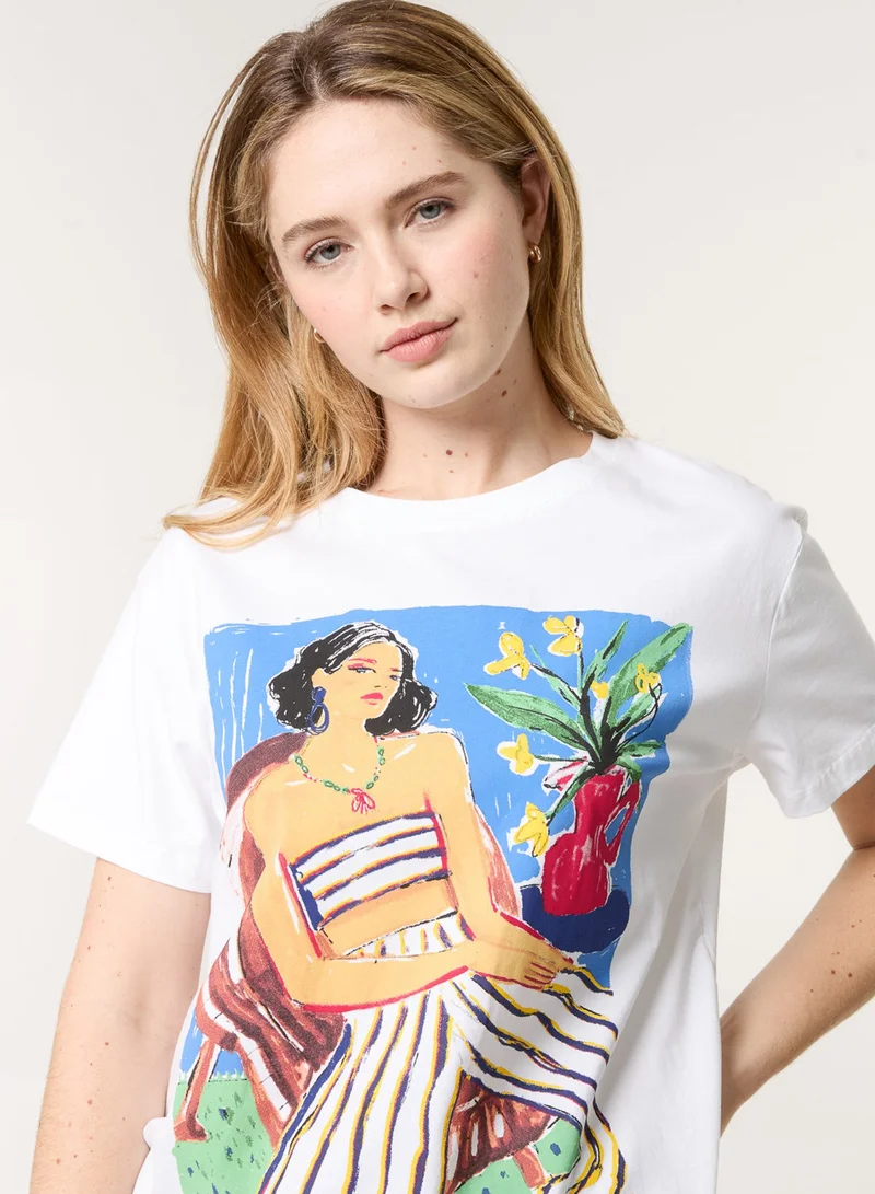 بلو فانيلا تيشيرت بطبعة ملونة