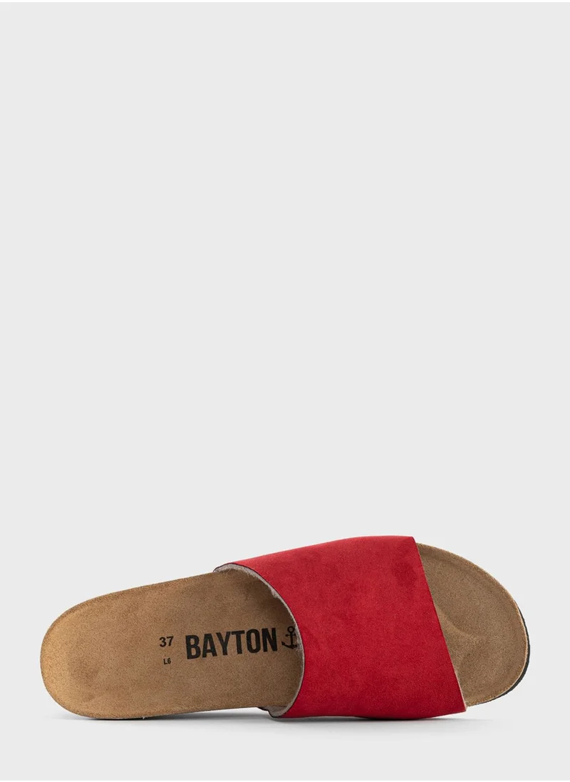 بيتون Ventura X Strap Wedge Sandals