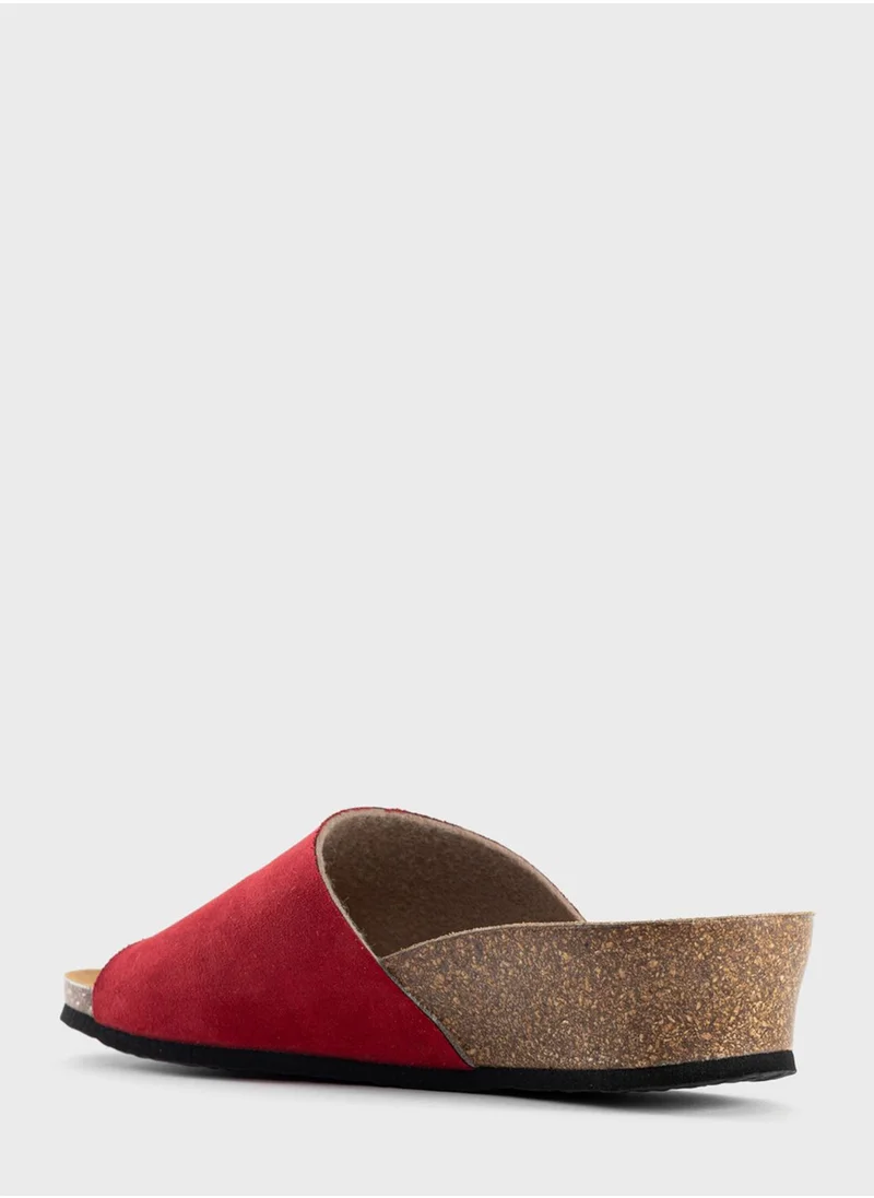 بيتون Ventura X Strap Wedge Sandals
