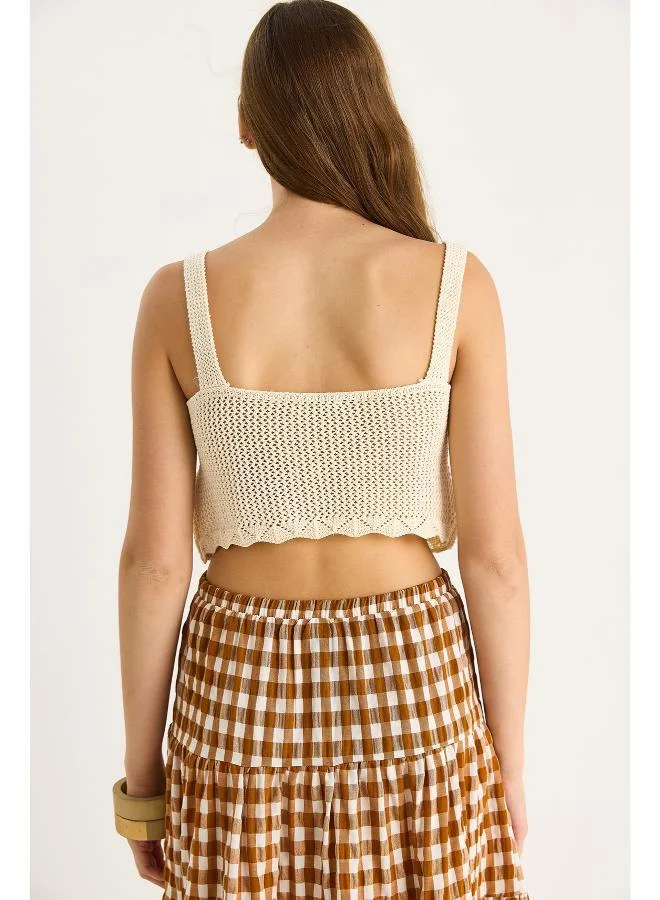 Ginger Strappy V Neck Crochet Top