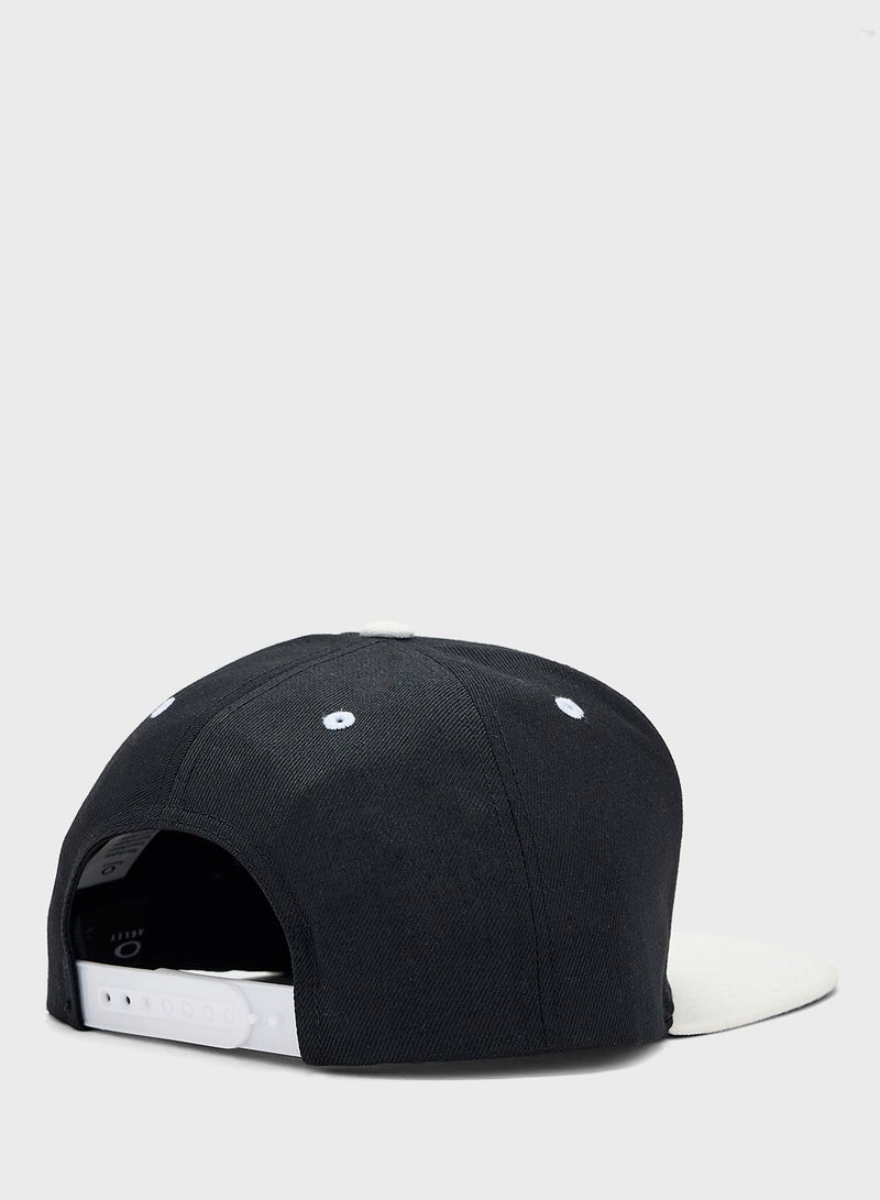 OAKLEY Logo Cap - Image 2