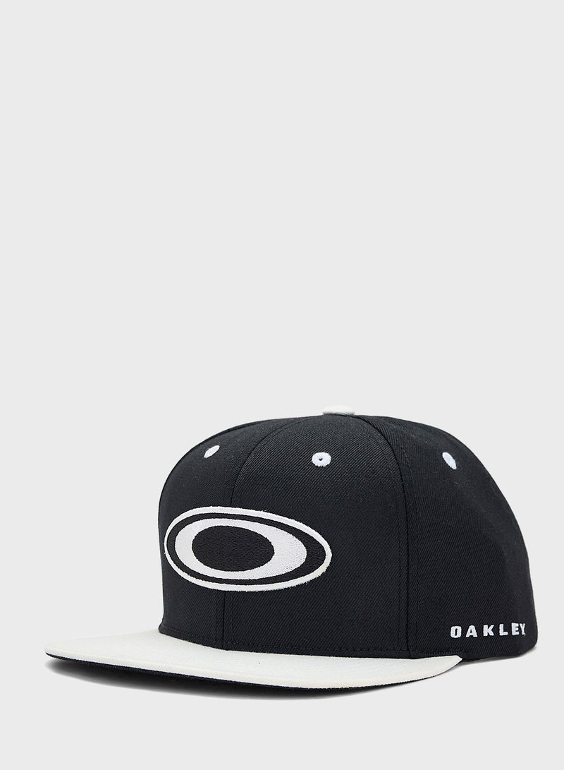 OAKLEY Logo Cap - Image 1