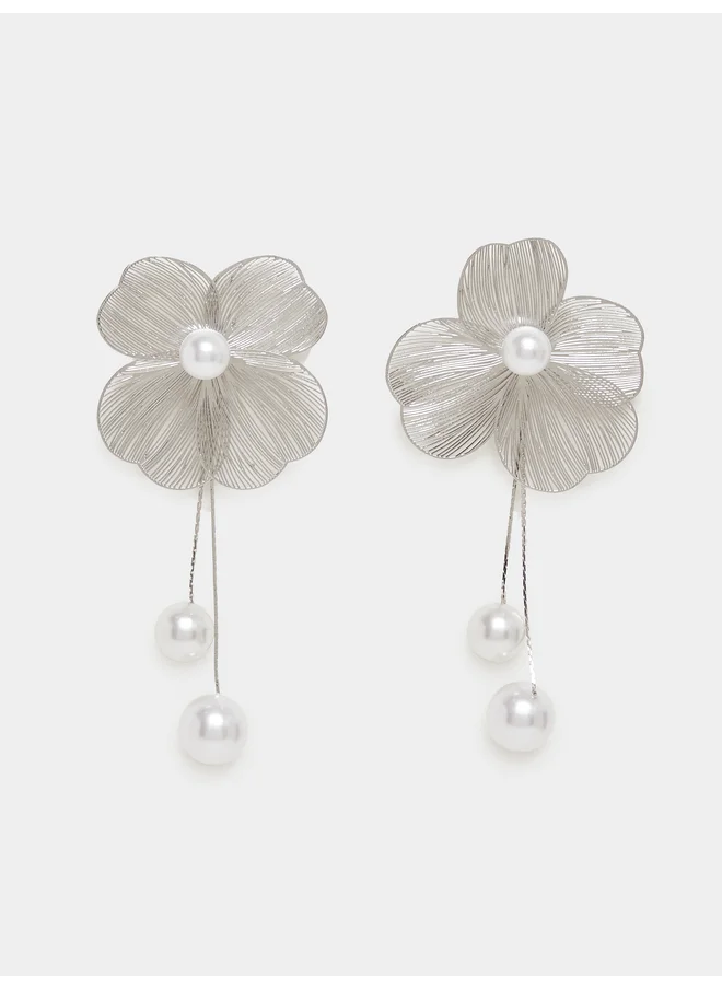 Styli Styli Pearl Drop Flower Dangle Earrings