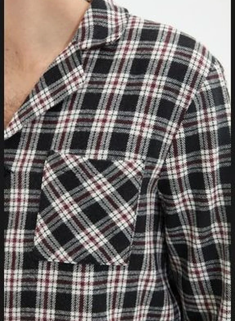 trendyol Black Men's Regular Fit Plaid Weave Pajamas Set.