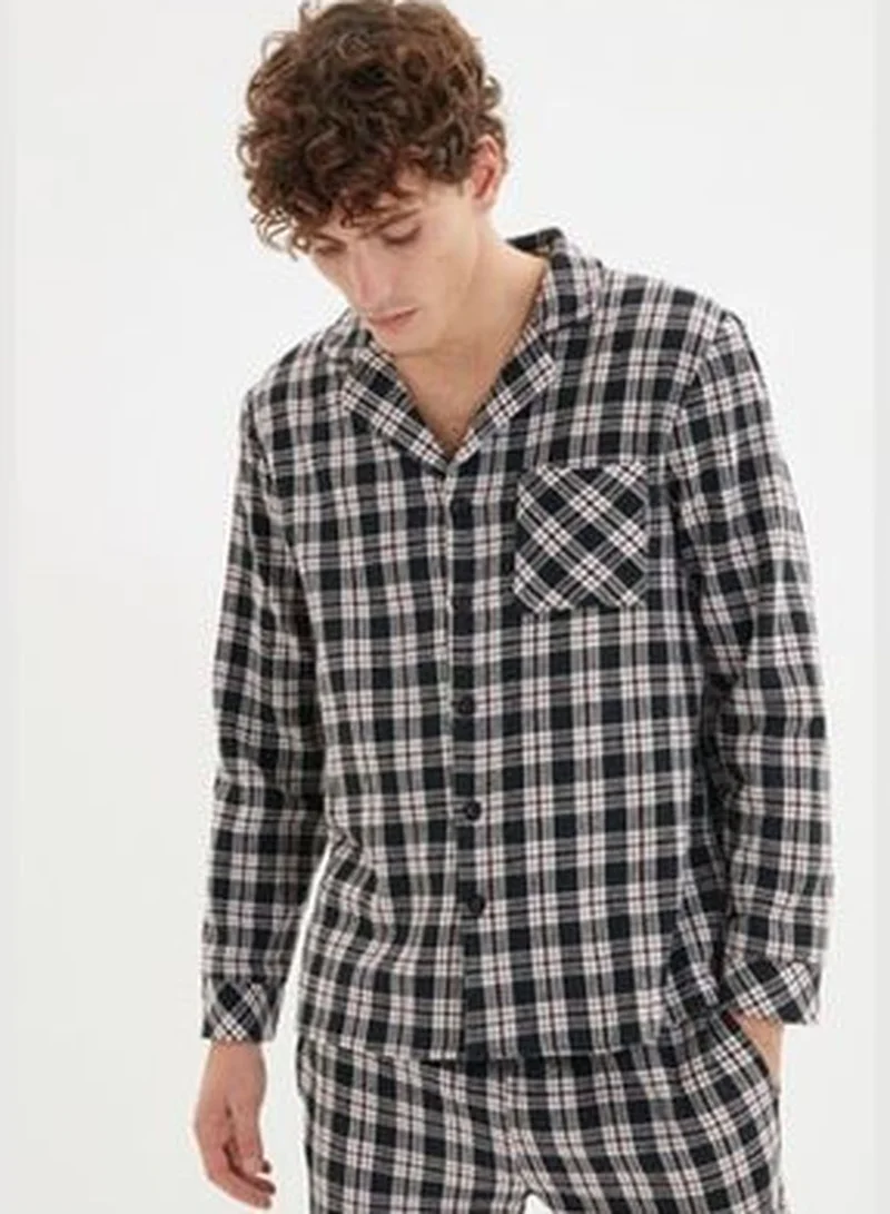 trendyol Black Men's Regular Fit Plaid Weave Pajamas Set.