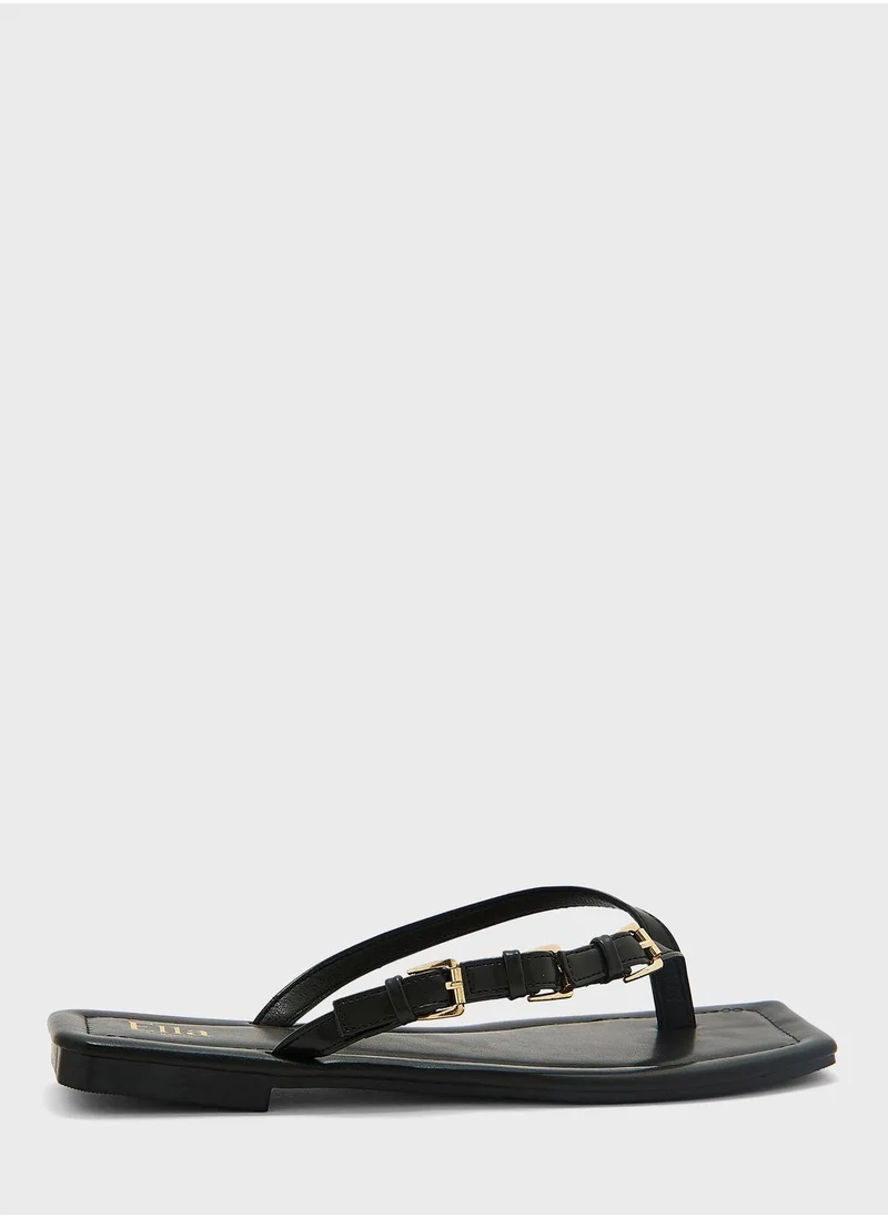 ايلا Square Toe Flat Sandals