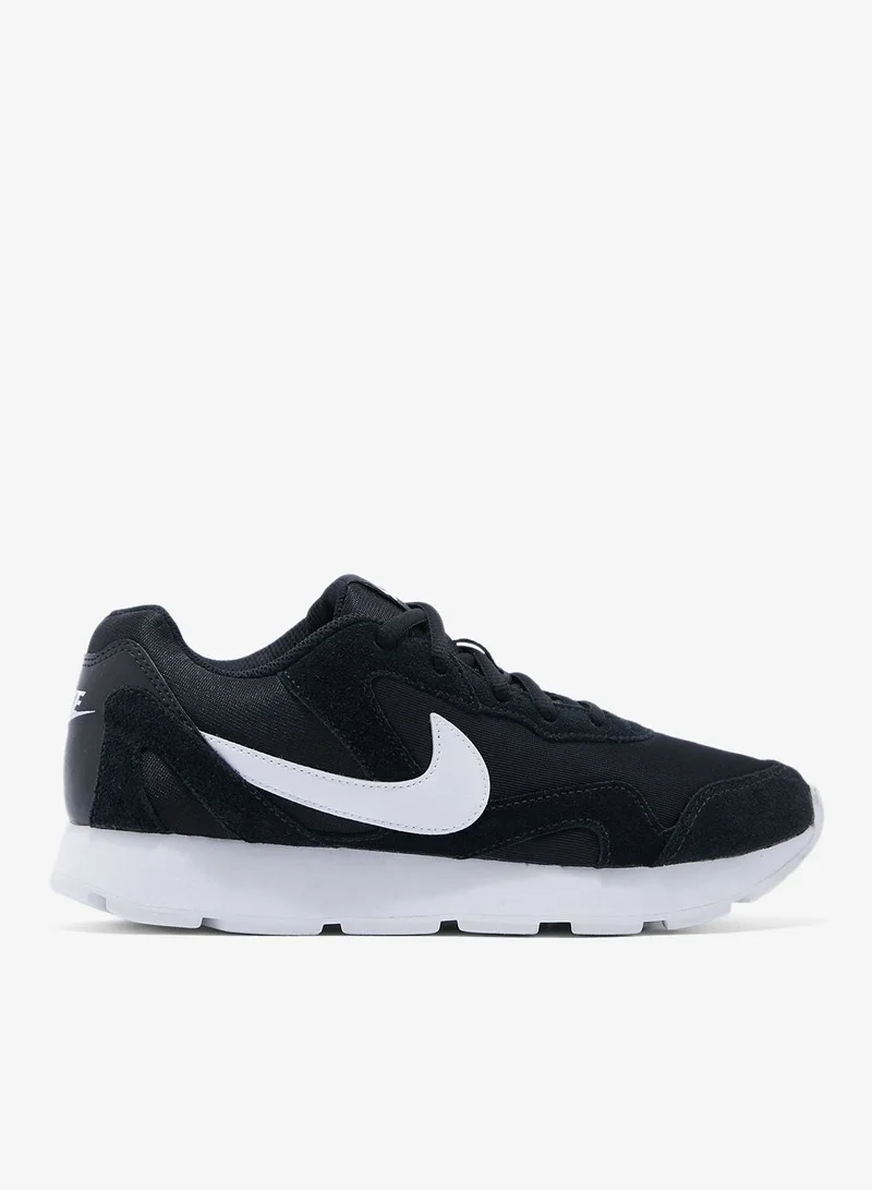 Nike Delfine