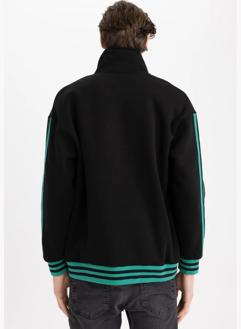 ديفاكتو Man Oversize Fit Bomber Long Sleeve Knitted Cardigan