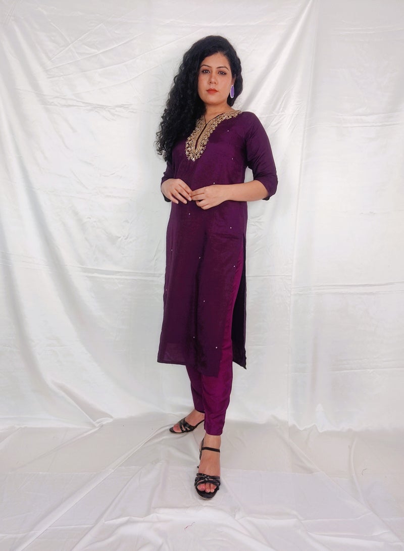 PRIYA’S PANACHE PRIYA’S PANACHE Embellished Silk Kurta Pant Suit with Elegant Organza Dupatta for Women.  - Image 5