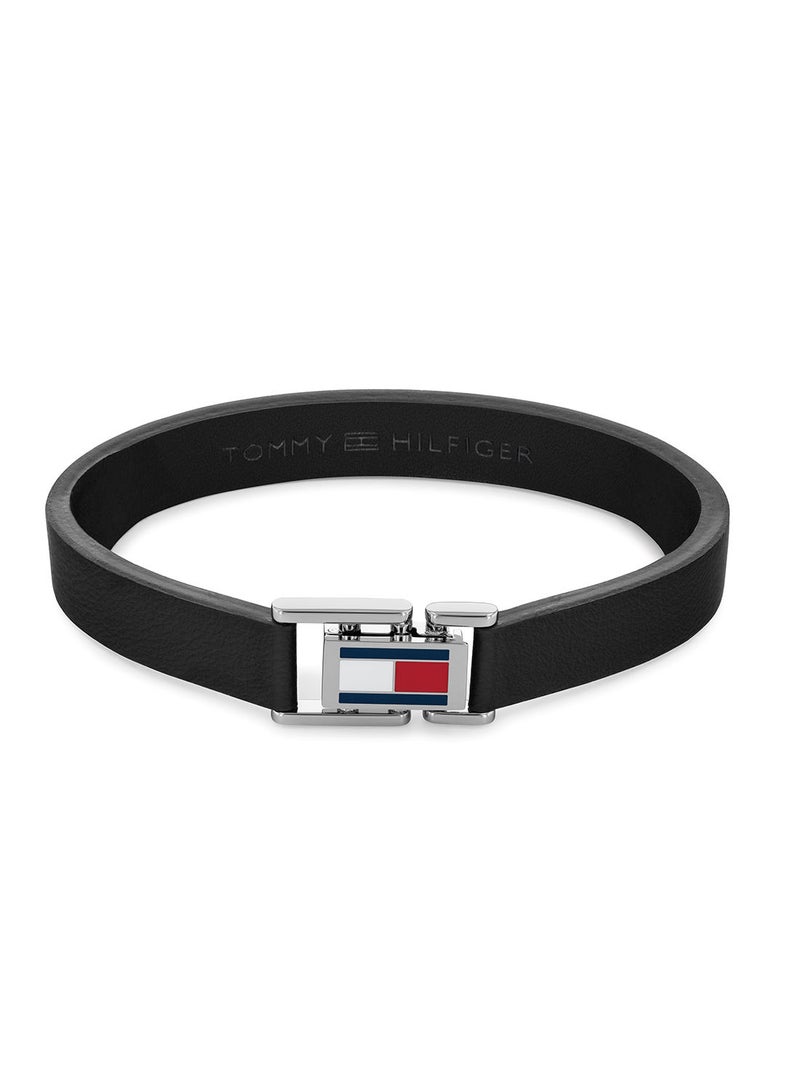 TOMMY HILFIGER سوار جلد رجالي بشعار قابل للتعديل 2790429 - Image 2
