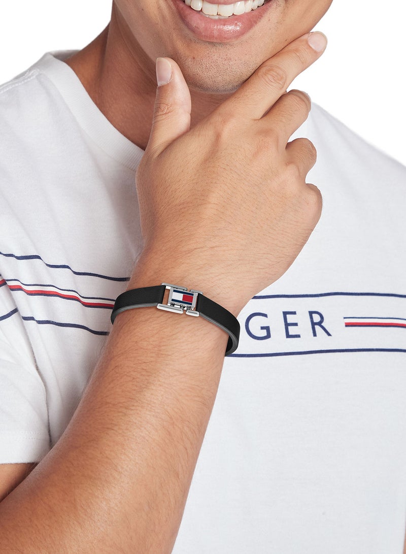 TOMMY HILFIGER سوار جلد رجالي بشعار قابل للتعديل 2790429 - Image 3