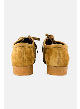 clarks Men Standard Wallabee Lace Up Casual Shoes, Khaki  - Image 2