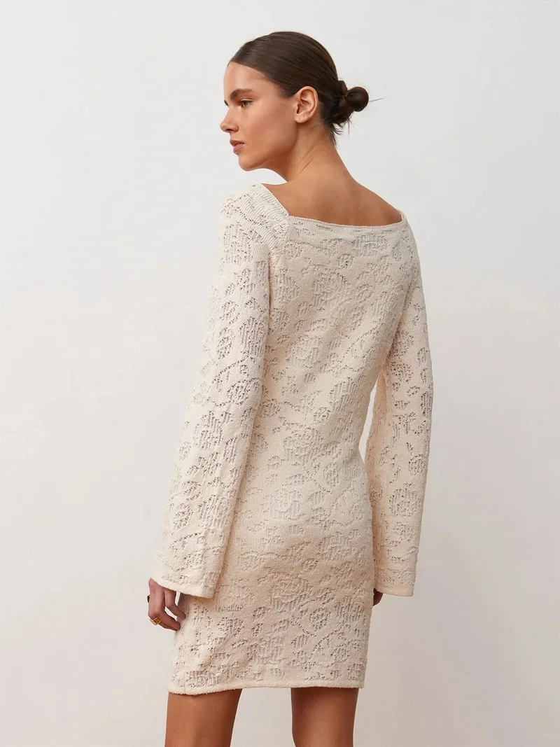 ديلفين Dilvin Fitted Lace Mini Dress