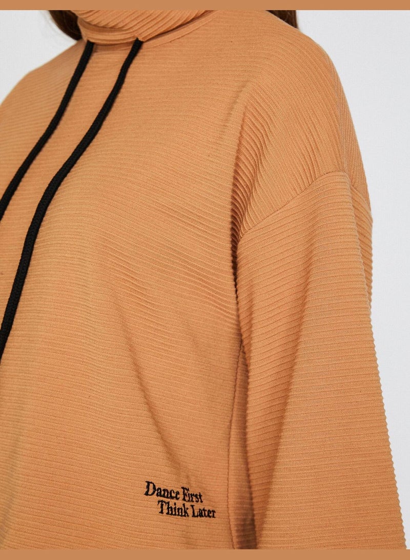 KOTON Paris Sweatshirt - Image 5