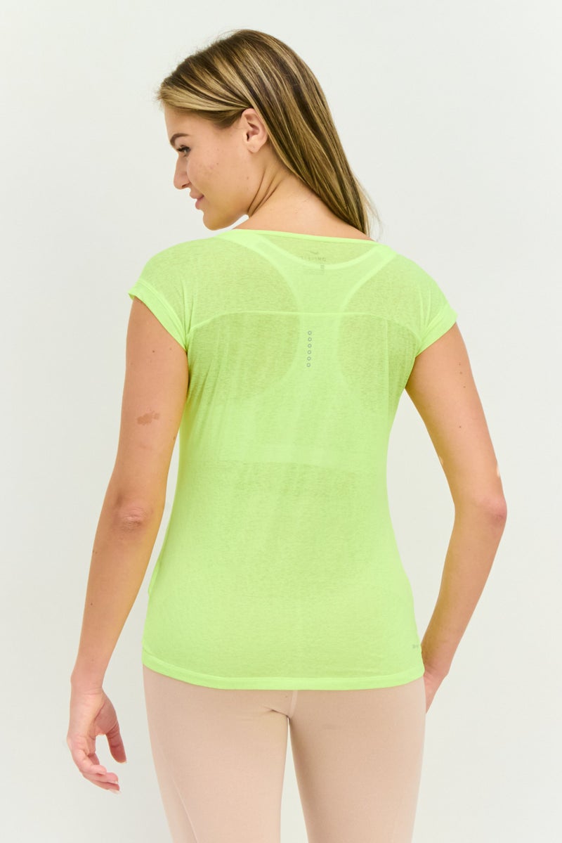 Nike تي شيرت تدريب قصير الأكمام للنساء، لون ليموني - Image 3